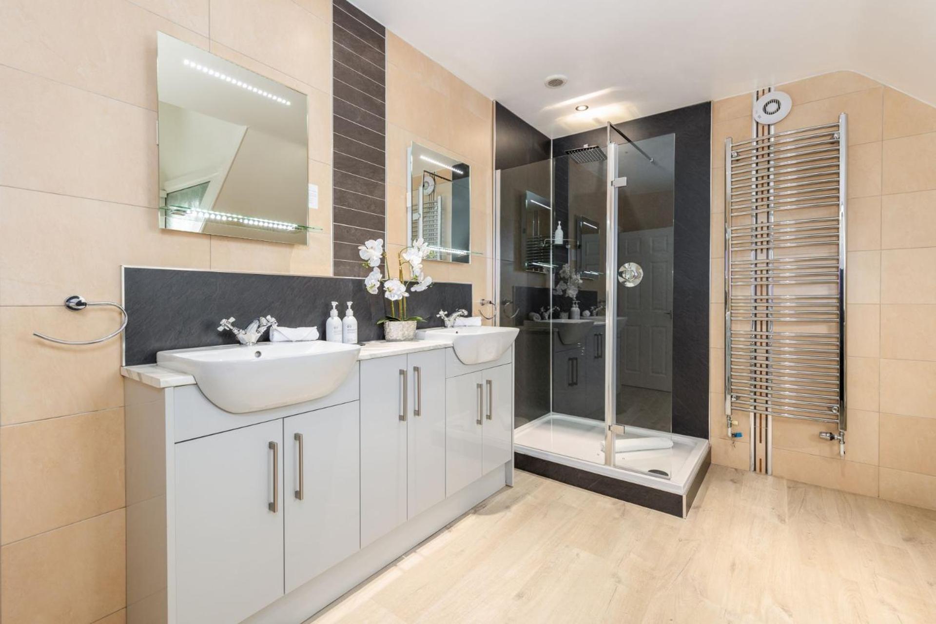 Wheatlands Lodge-Windermere - Award Winning - Adult Only - Free Car Park Eksteriør billede